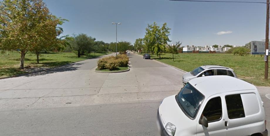 Lote en venta en La Catalina Barrio Cerrado con seguridad , posesión inmediata