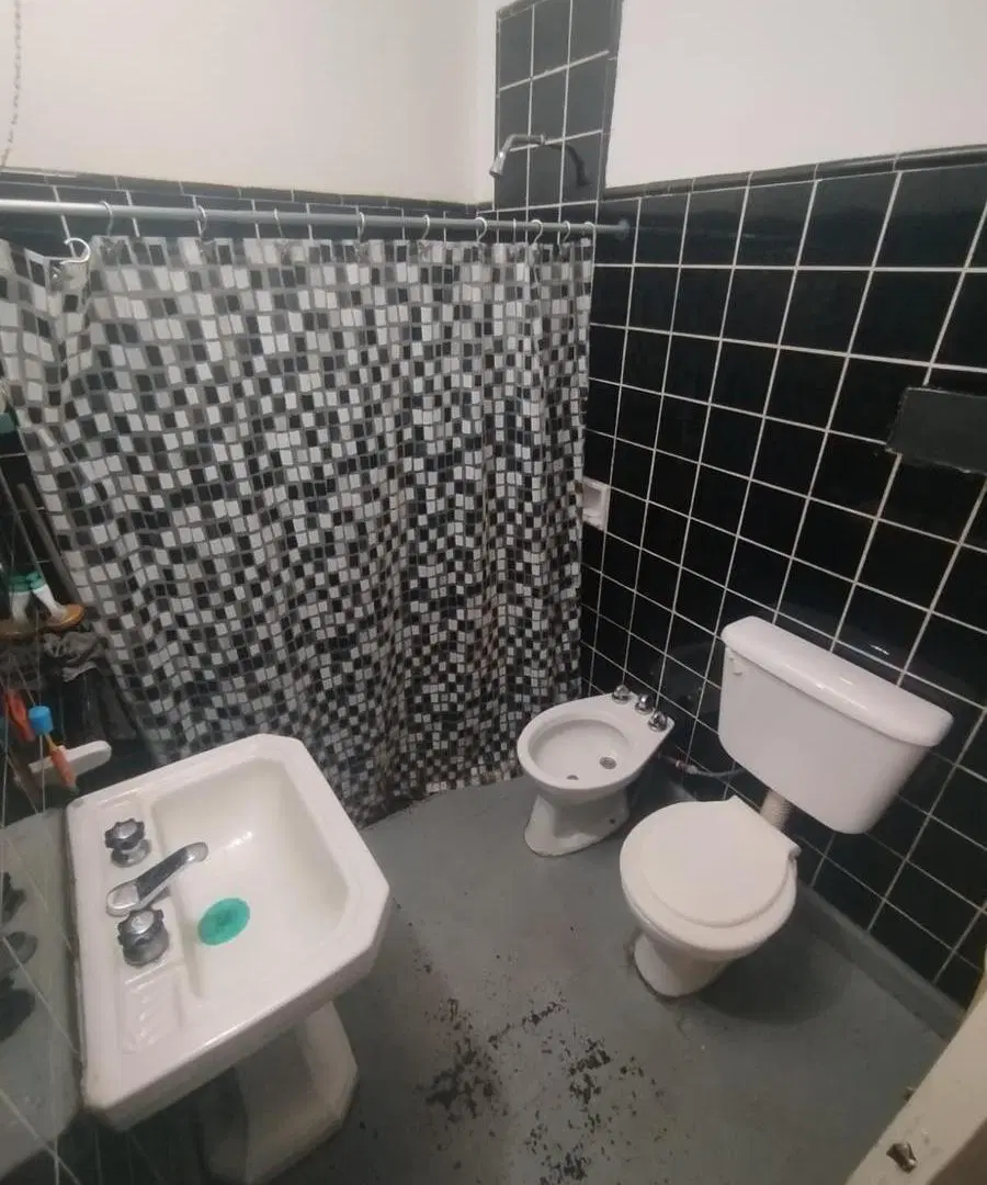 Casa en venta en barrio Maipu , 3 dormitorios, amplio patio 5