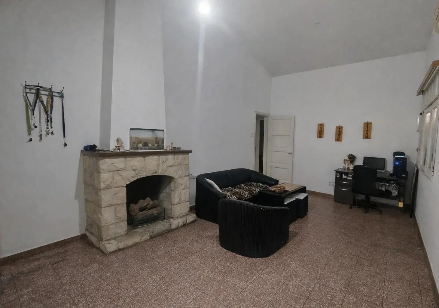 Casa en venta en barrio Maipu , 3 dormitorios, amplio patio 3