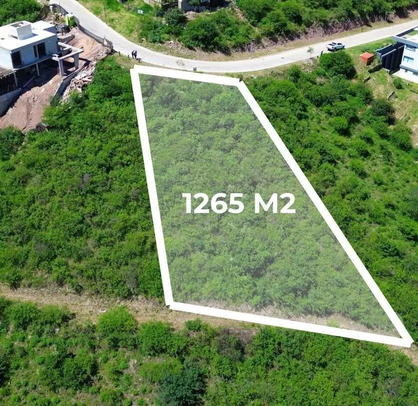 Terreno en Venta en La Deseada 1265 m2 4