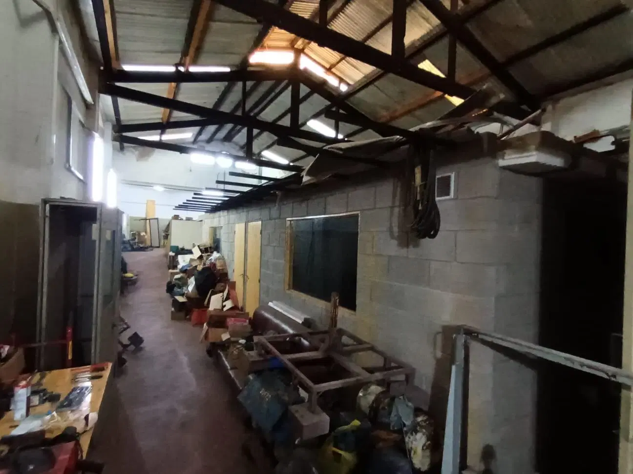 VENTA - GALPON CON OFICINA - BARRIO COFICO - EXCELENTE UBICACION!!! 4