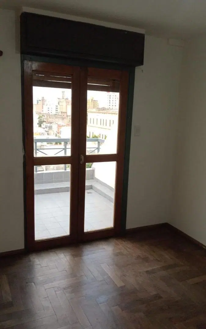 Departamento en venta zona nuevo Centro Shopping, frente , balcón 3