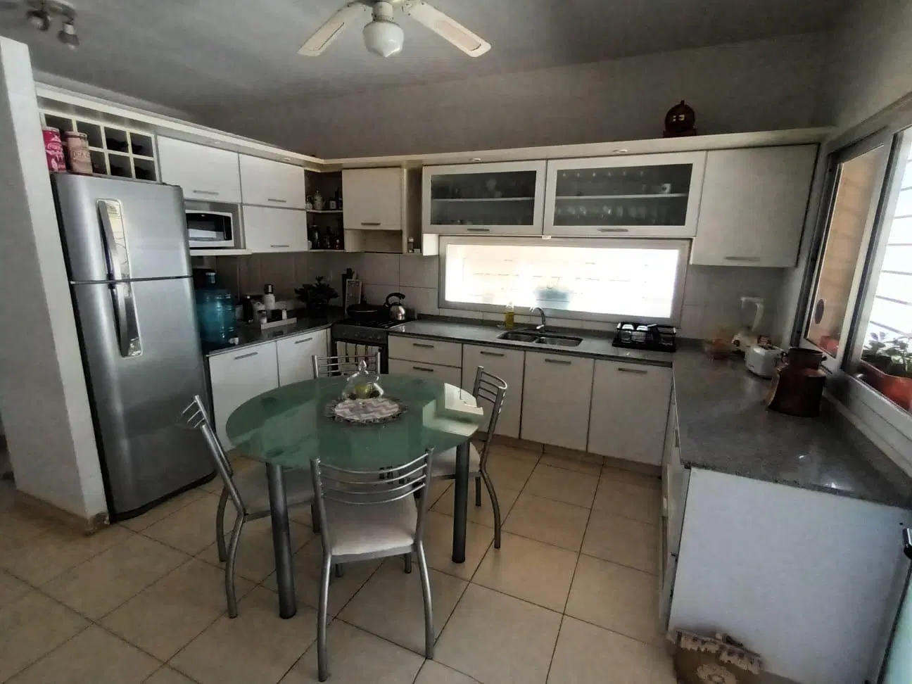 ARGUELLO - CASA EN VENTA - EXCELENTE ESTADO - FERENTE COLEGIO LA SALLE 3