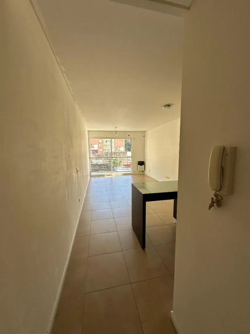 Ambiente Cfte con balcón 2