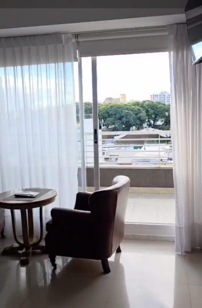 Foto de AMB Grande C/Balcon aterrazado, imagen 2