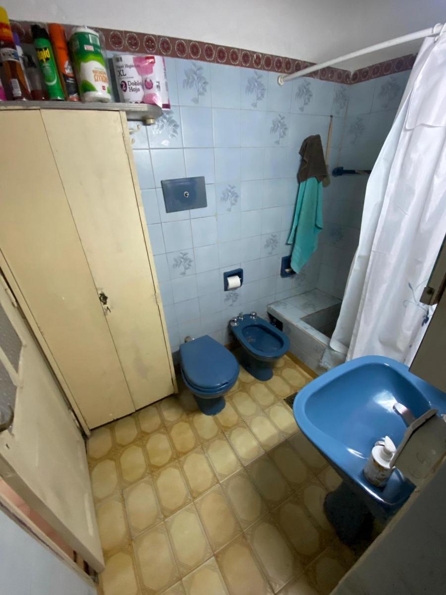 Departamento de 3 Ambientes - Av Montes de Oca Al 700 4