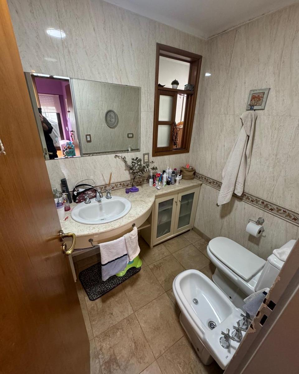 Departamento de 4 Ambientes - Av Montes de Oca Al 1000 4