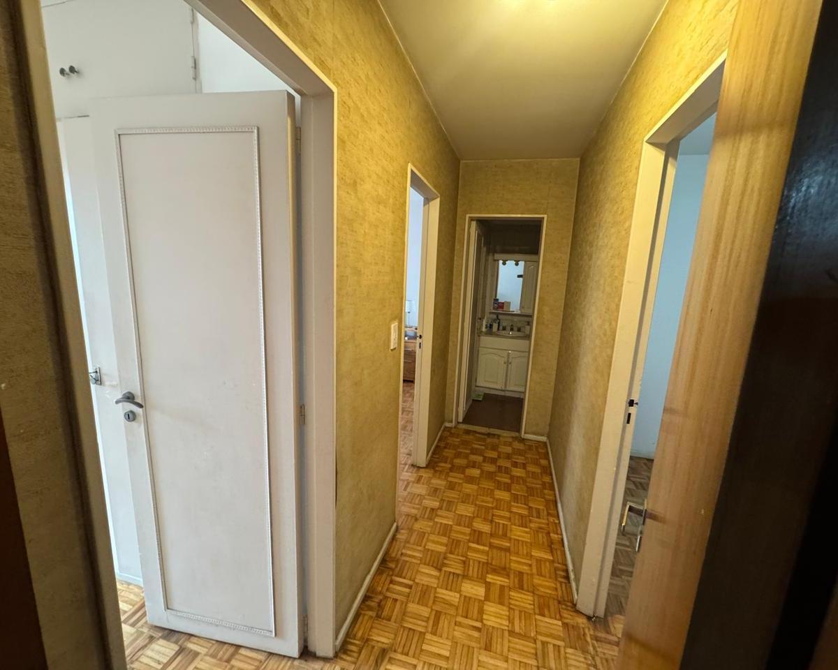 Departamento de 4 Ambientes - Av Montes de Oca Al 1000 5