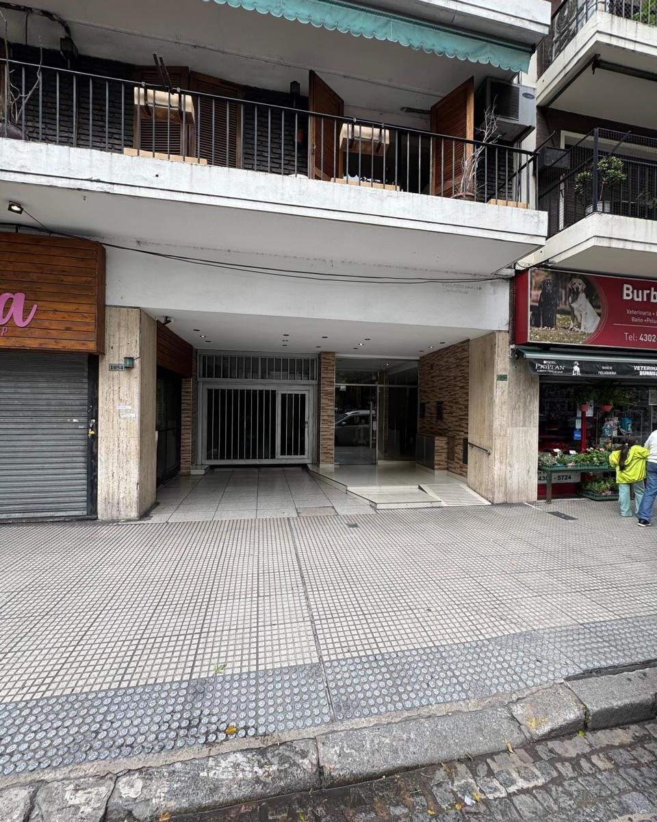 Departamento de 4 Ambientes - Av Montes de Oca Al 1000 1