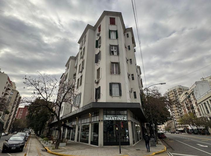 Departamento de 2 Ambientes - Av. Martín García al 400