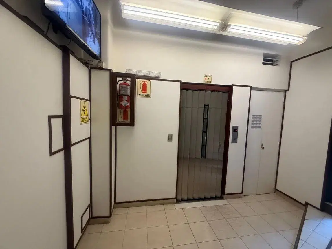 Departamento de 3 Ambientes con Dependencia - Alsina al 100 4