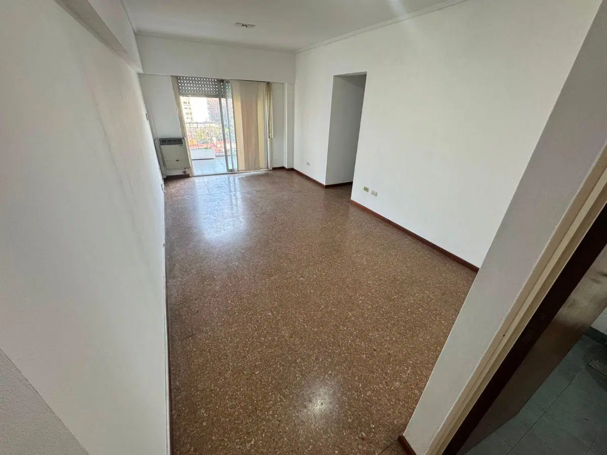 Departamento de 3 Ambientes con Dependencia - Azara al 200 1