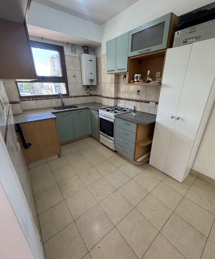 Foto de Departamento de 2 Ambientes - Av. Montes de Oca al 1700, imagen 3