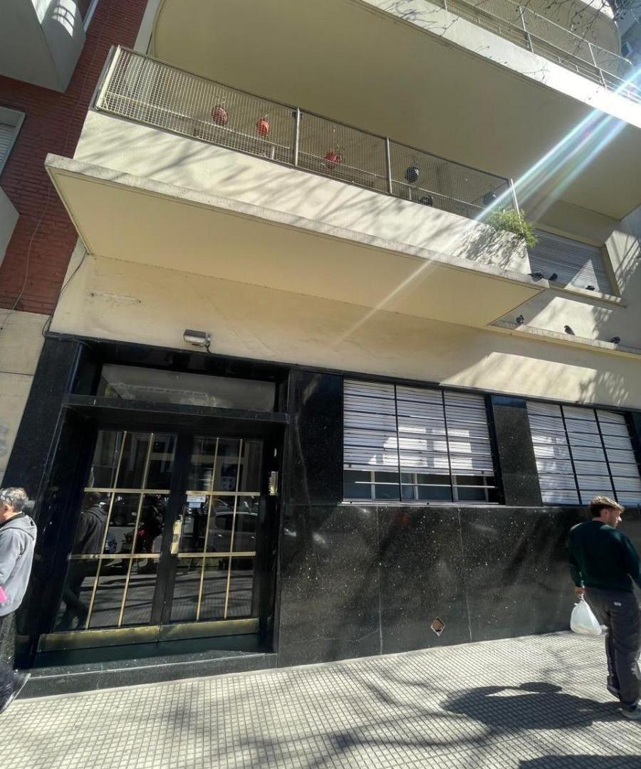 Foto de Departamento de 3 Ambientes con Dependencia - Av. Montes de Oca al 0, imagen 3
