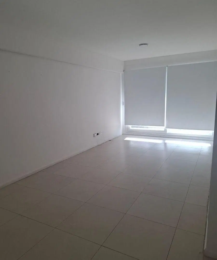 Impecable departamento de 3 dormitorios con patio de 40m2 y cochera en edificio con amenities! 1