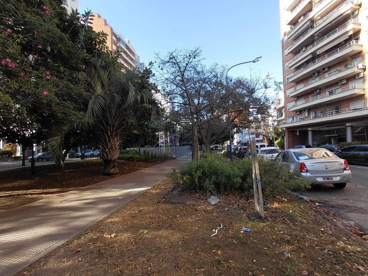 Espectacular 2 ambientes en esquina con terraza propia de 38m2 y parrilla! 1