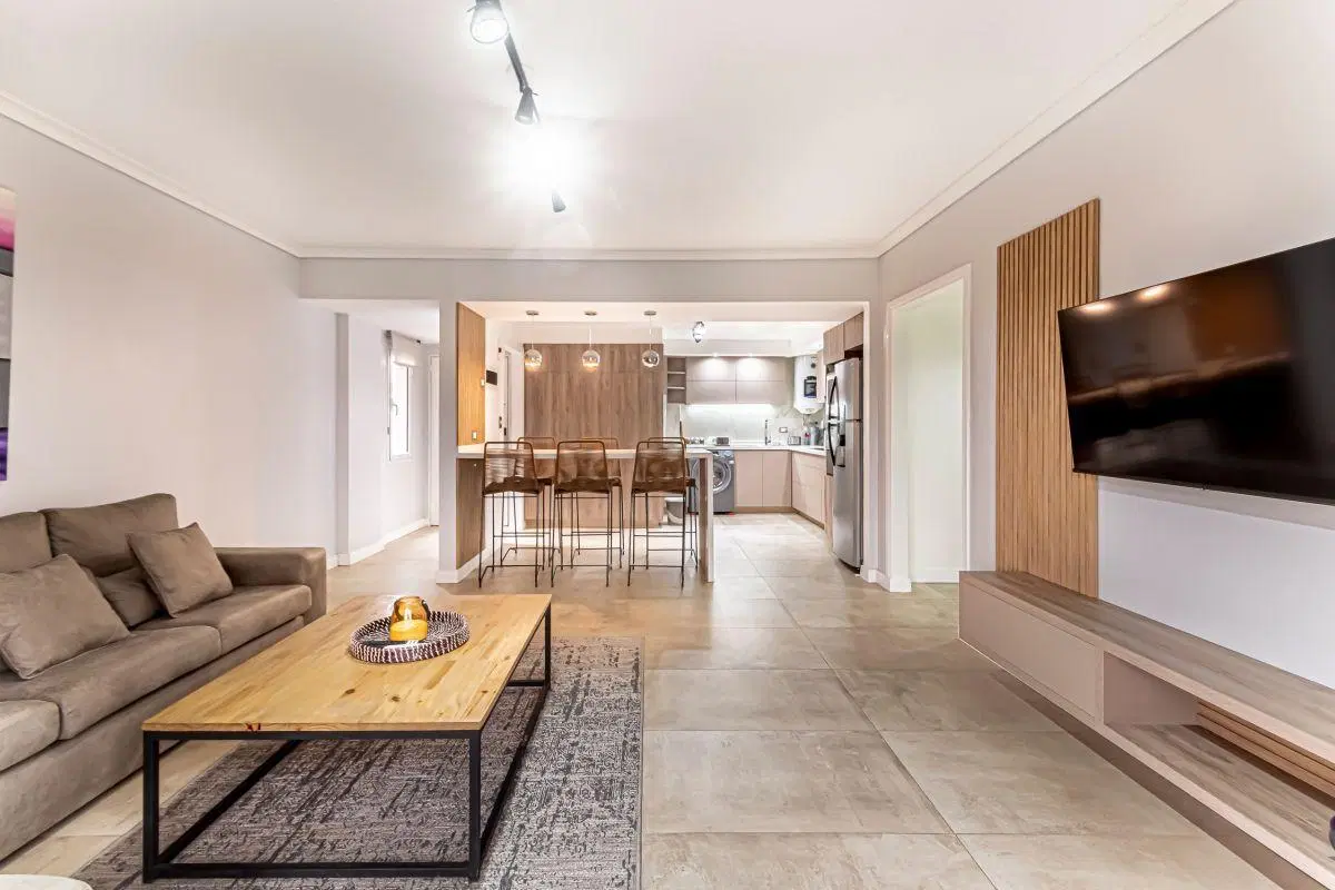 Hermoso departamento al frente de 3 ambientes, remodelado a nuevo en V. Urquiza! 1