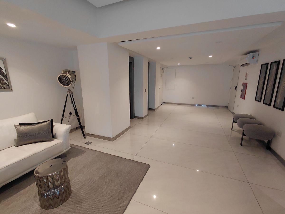 Foto de Exclusivo departamento de 2 ambientes en edificio de categoria con, imagen 5