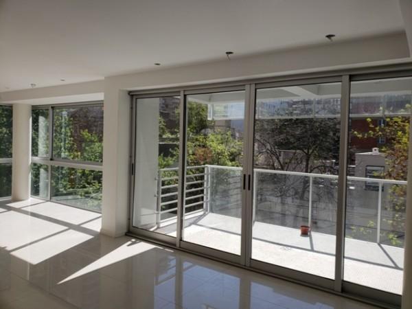 Excelente Piso a Estrenar! con Parrilla Propia y 2 Cocheras. con Renta 1