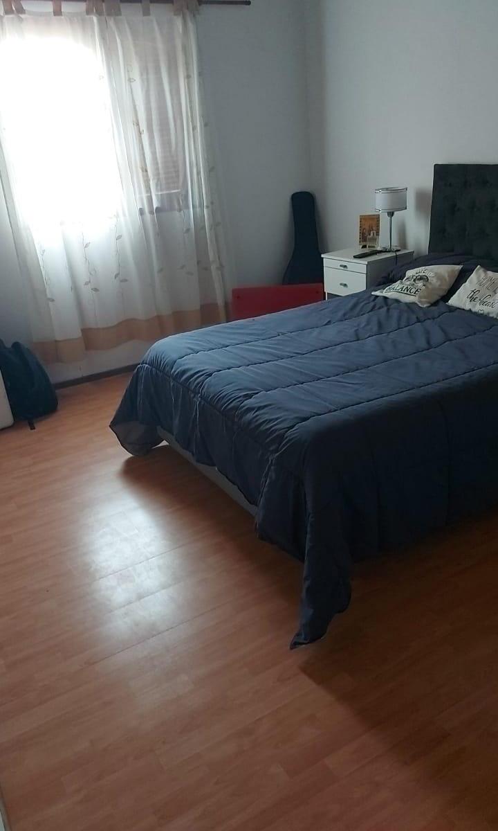 Venta de departamento de 3 ambientes con cochera en Adrogué