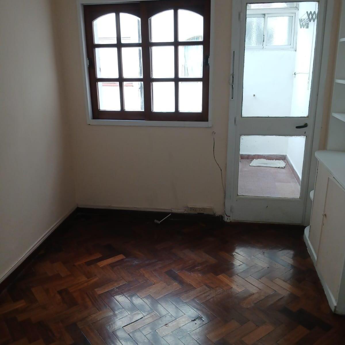 Venta de Departamento de Tres Ambientes en San Telmo 2