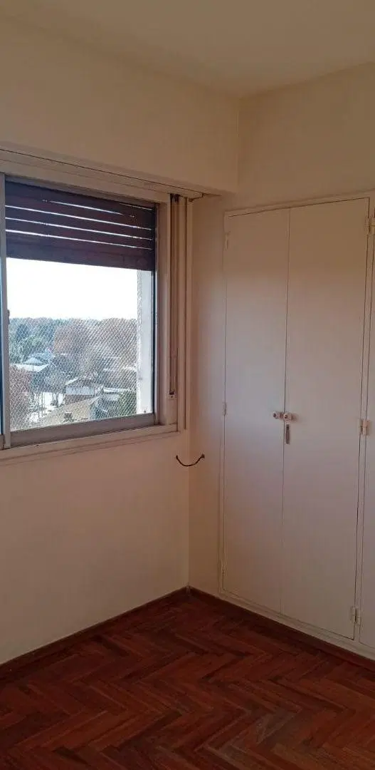 Alquiler de departamento de tres ambientes en Adrogué 2