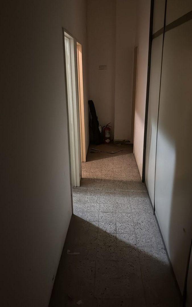Foto de VENDO AMPLIO LOCAL EN ZONA FACULTAD. BARRIO NORTE, imagen 2