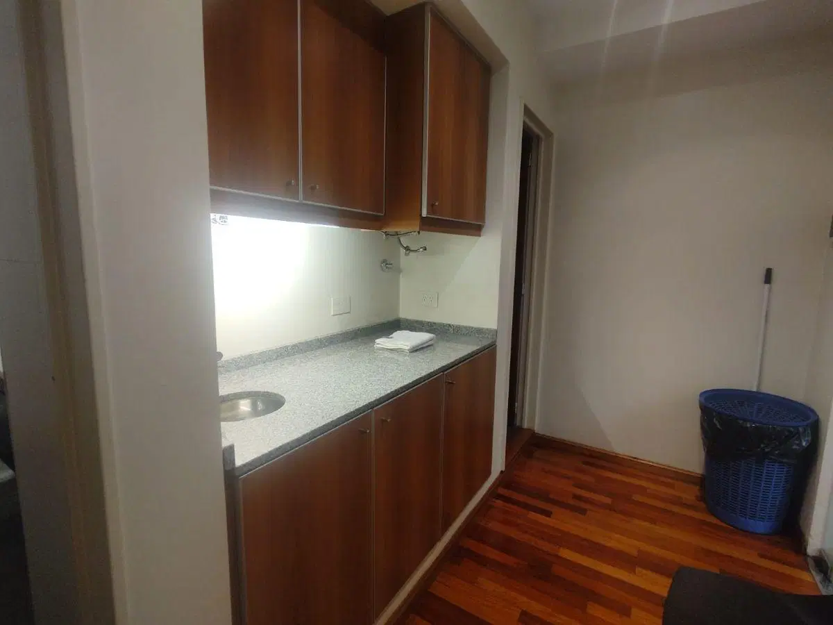 VENDO OFICINA DE 50 M2 EN EXCELENTE ESTADO. BARRIO NORTE 2