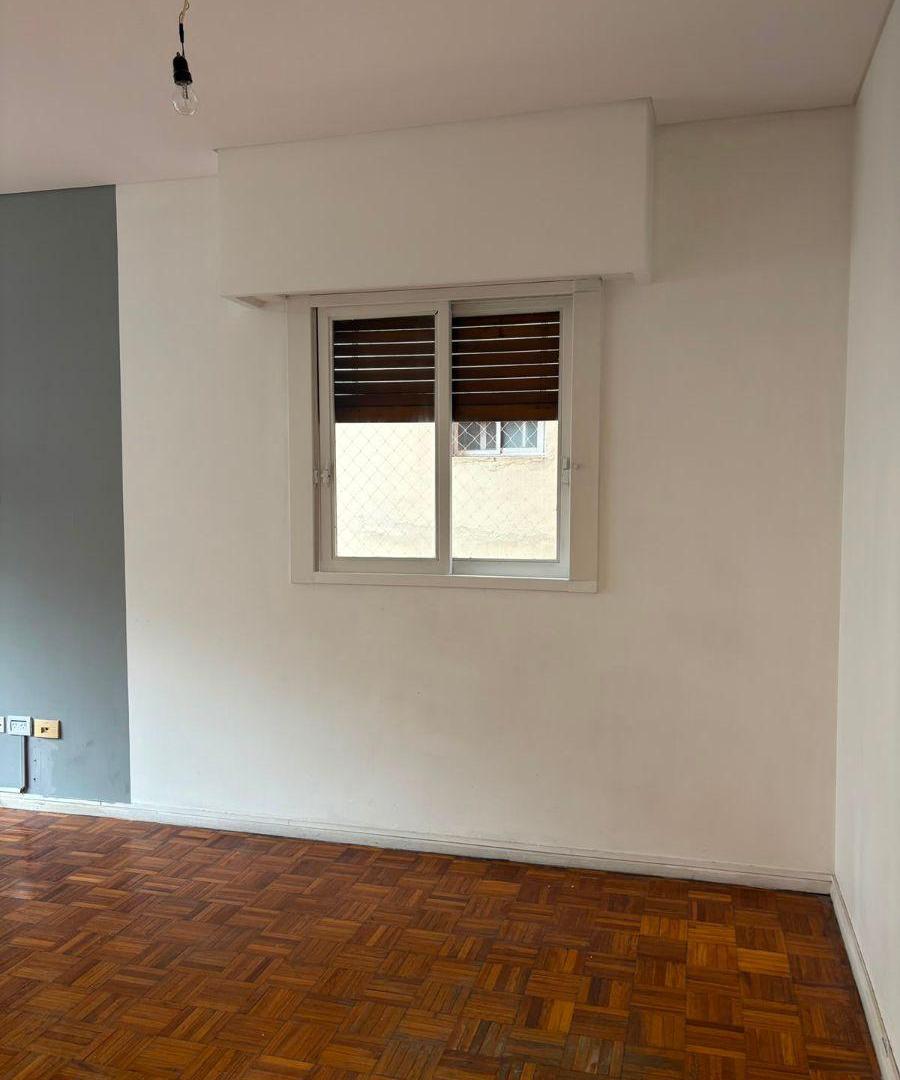 Foto de ALQUILO DEPARTAMENTO DE 3 AMBIENTES AL FRENTE CON BALCÓN EN BOULEVARD, imagen 4