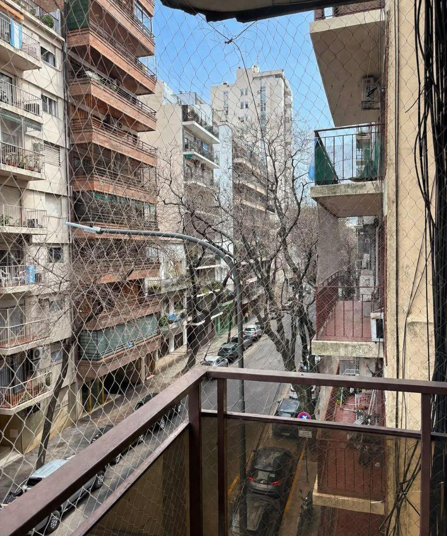 Foto de ALQUILO DEPARTAMENTO DE 3 AMBIENTES AL FRENTE CON BALCÓN EN BOULEVARD, imagen 2