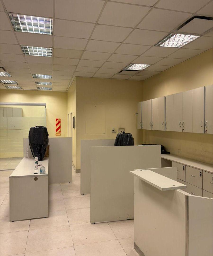 Foto de EXCELENTE EDIFICIO EN VENTA SOBRE LOTE PROPIO. UBICACIÓN ESTRATÉGICA, imagen 5
