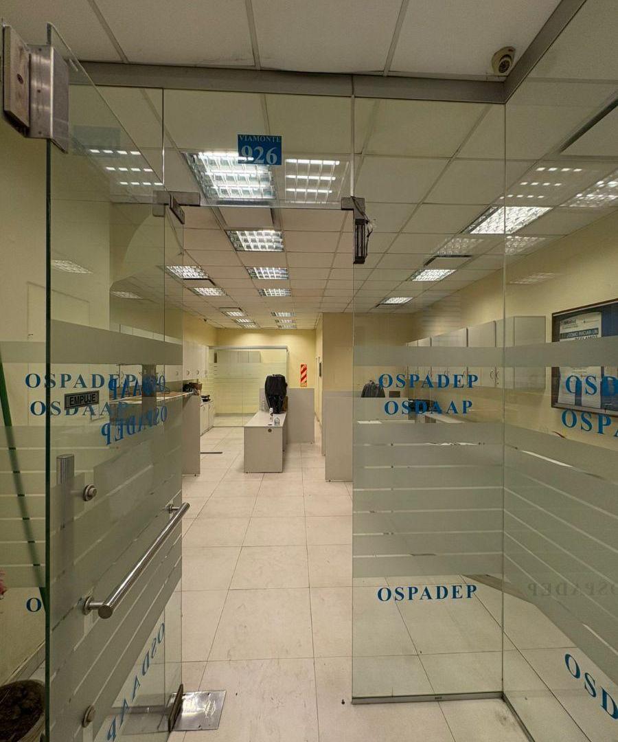 Foto de EXCELENTE EDIFICIO EN VENTA SOBRE LOTE PROPIO. UBICACIÓN ESTRATÉGICA, imagen 2