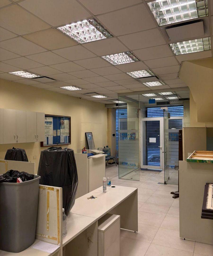 Foto de EXCELENTE EDIFICIO EN VENTA SOBRE LOTE PROPIO. UBICACIÓN ESTRATÉGICA, imagen 3