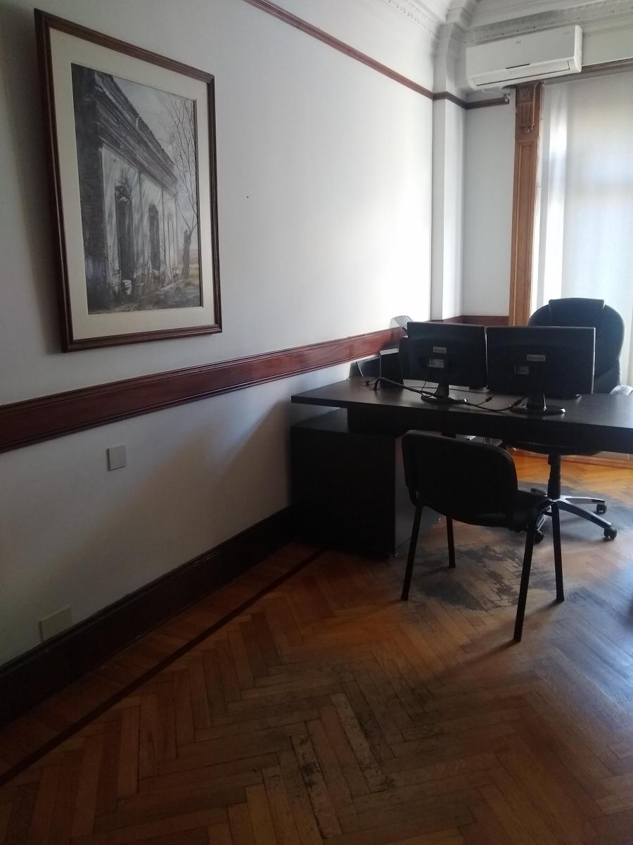 Foto de Oficinas Nros 704/705 piso 7 de Categoria - Microcentro -, imagen 2