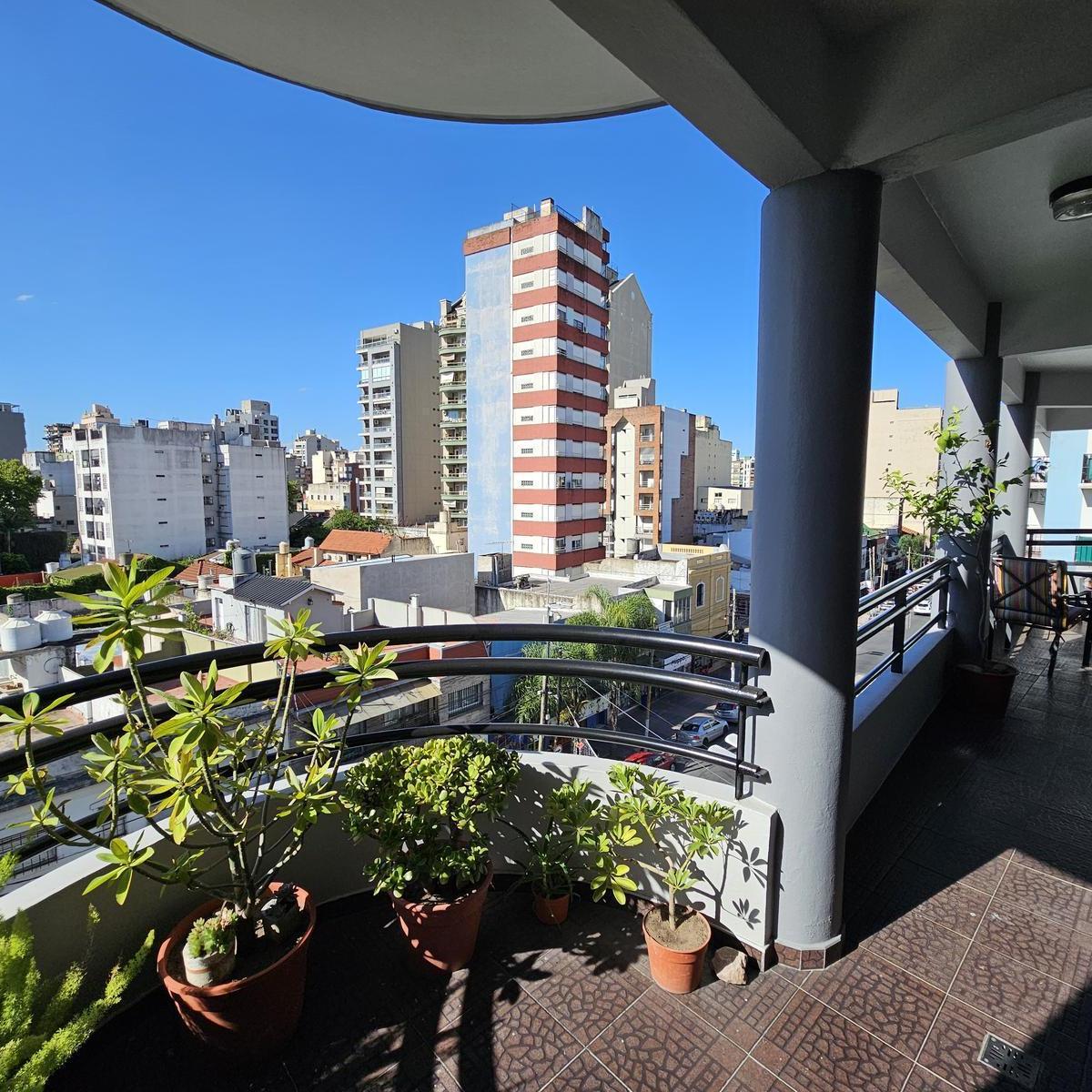 Departamento en Lanús Oeste 3
