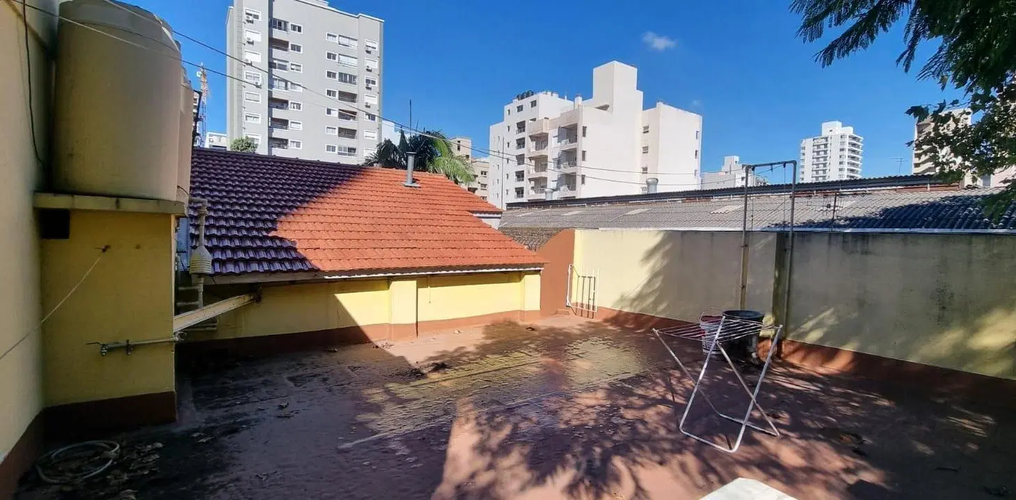 PH en Lanús Oeste 8