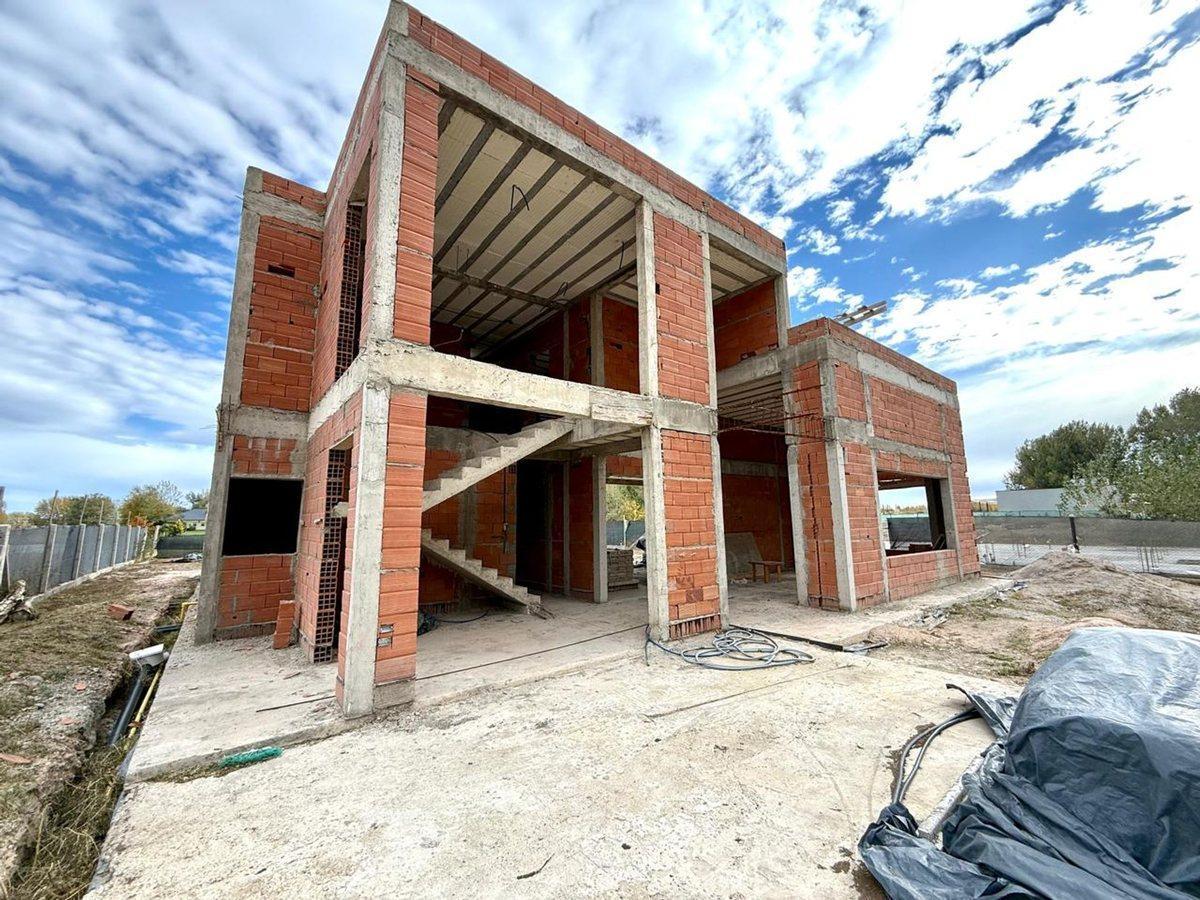 Casa 3 Dorm., Canales de Plottier 3