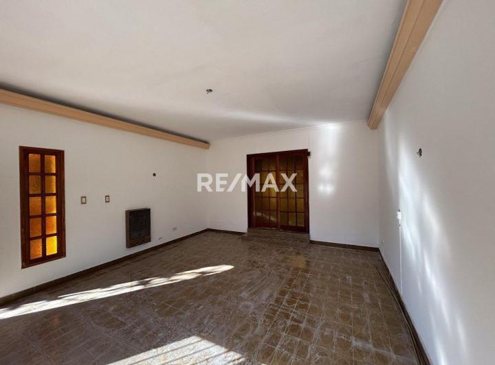 CASA EN VENTA 3 DORMITORIOS | FERNANDEZ ORO 3