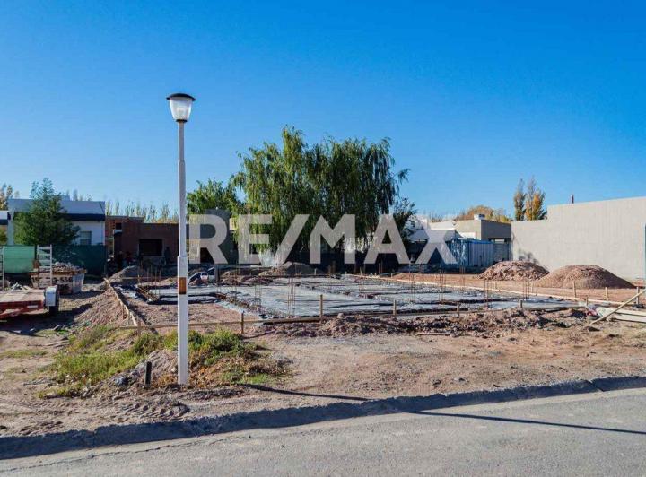 Casa 3 dorm. - Venta - B° Fincas Costa Serena UF40 5