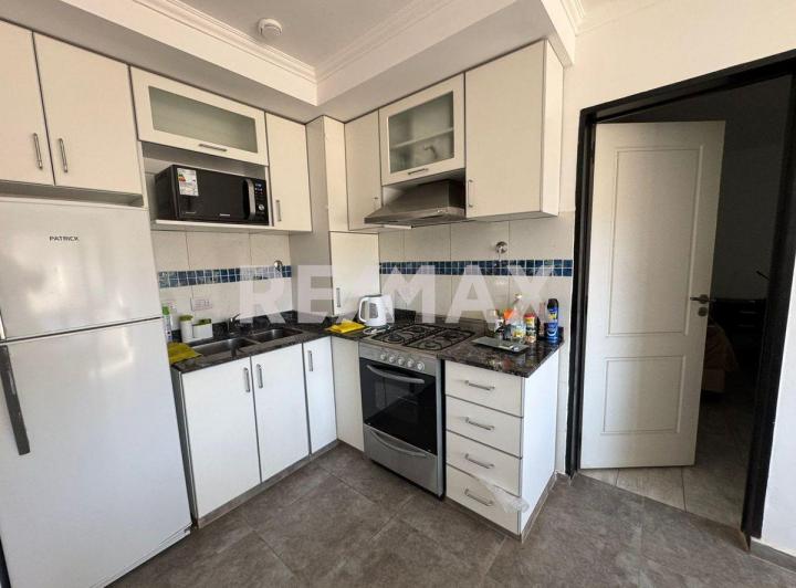 EN VENTA COMPLEJO DPTOS Y LOCAL VACA MUERTA AÑELO 3