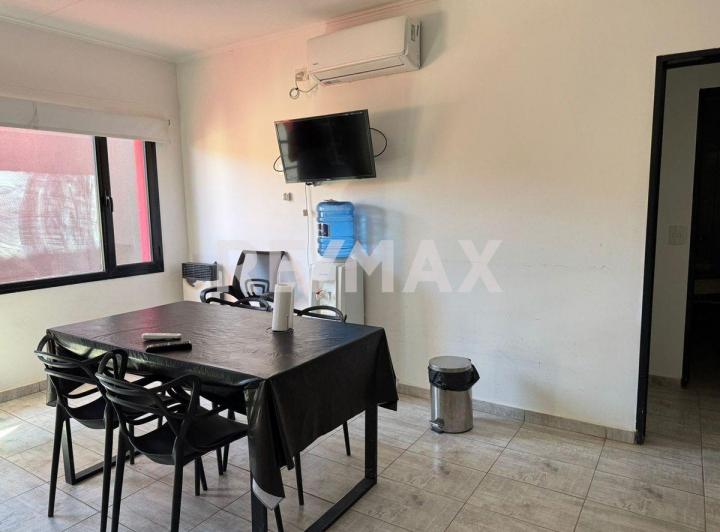 EN VENTA COMPLEJO DPTOS Y LOCAL VACA MUERTA AÑELO 4
