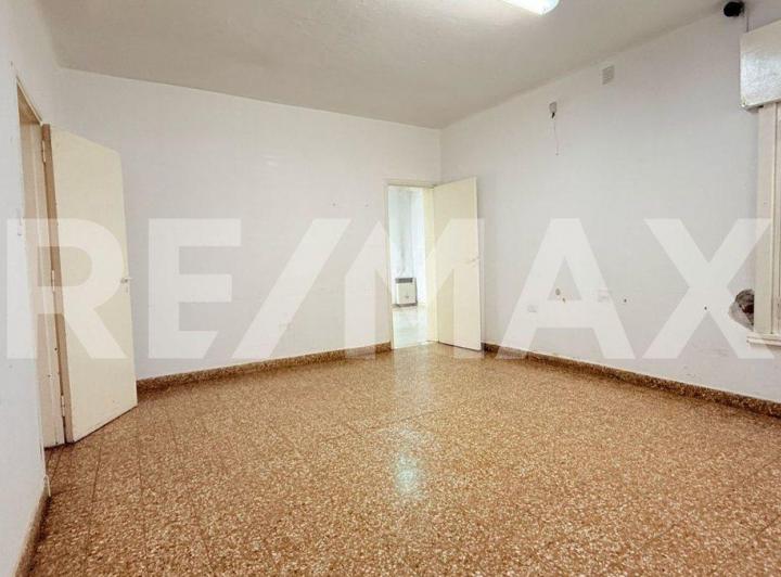 CASA 2 DORMITORIOS EN VENTA APTA PROFESIONAL 2