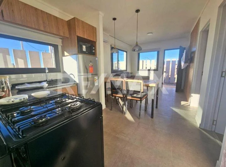 CASA AMOBLADA DE DOS DORMITORIOS EN SUITE AÑELO 3