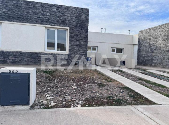 ALQUILER – CASA DE LA FALDA ETAPA II, CIPOLLETTI 2