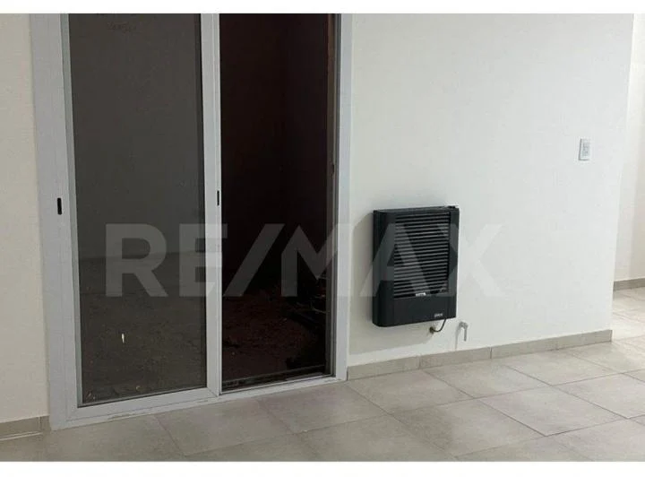 CASA 1 DORMITORIO EN ALQUILER 2