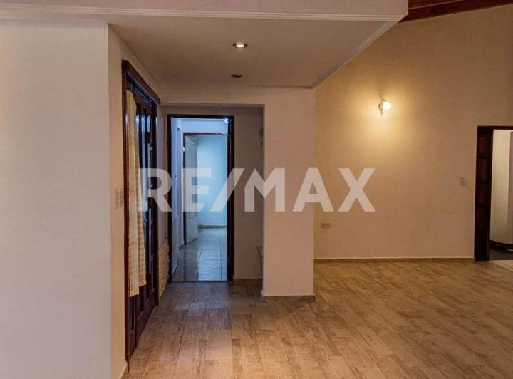 ALQUILER CASA URBANIZACIÓN BOSH 3