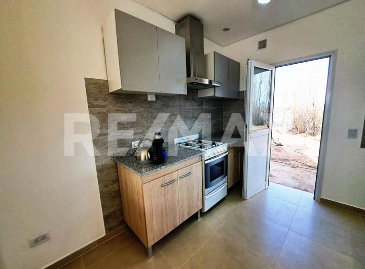 ALQUILER CASA 1 DORMITORIO LAS LILAS PLOTTIER 4