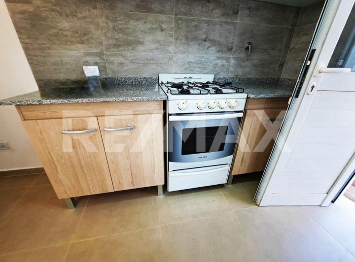 ALQUILER CASA 1 DORMITORIO LAS LILAS PLOTTIER 5
