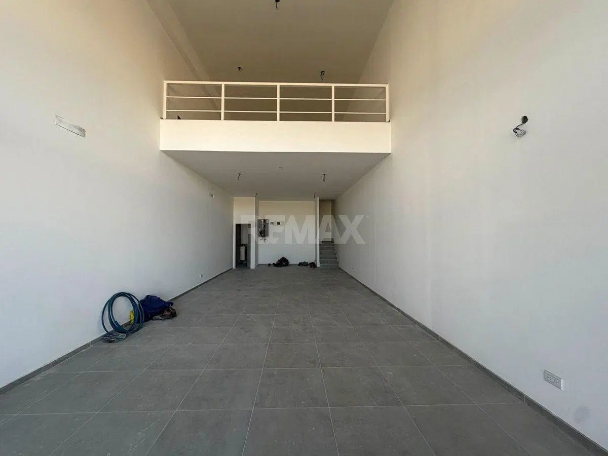 LOCAL COMERCIAL EN ALQUILER 66m2 4