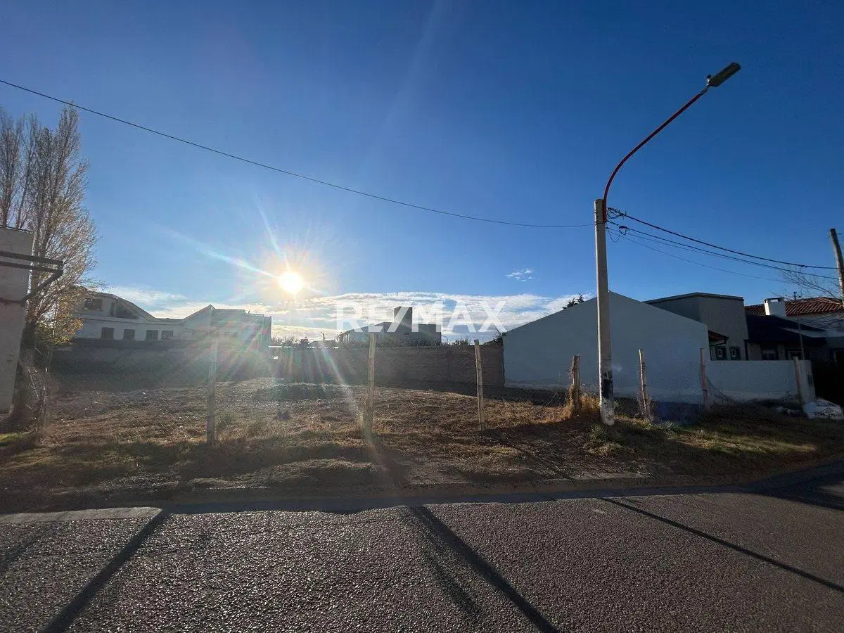 Venta terreno zona residencial Cipolletti 5